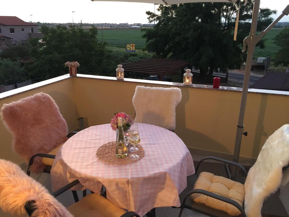 Remi Apartment Umag Exterior photo